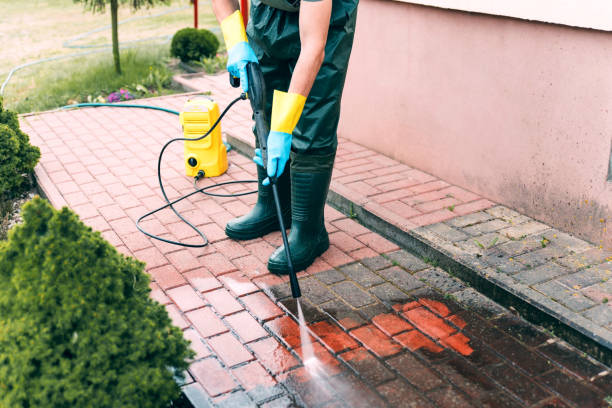 Why Choose Our Certified Pressure Washing Experts for Your Project Needs in Beloit, KS?