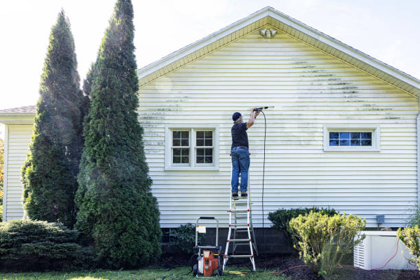 Best Deck Pressure Washing  in Beloit, KS