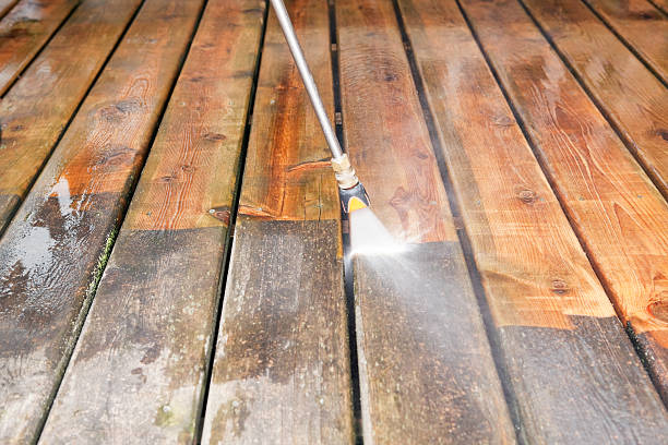 Best Concrete Pressure Washing  in Beloit, KS